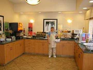 Hampton Midtown Downtown Area Hotel 3*