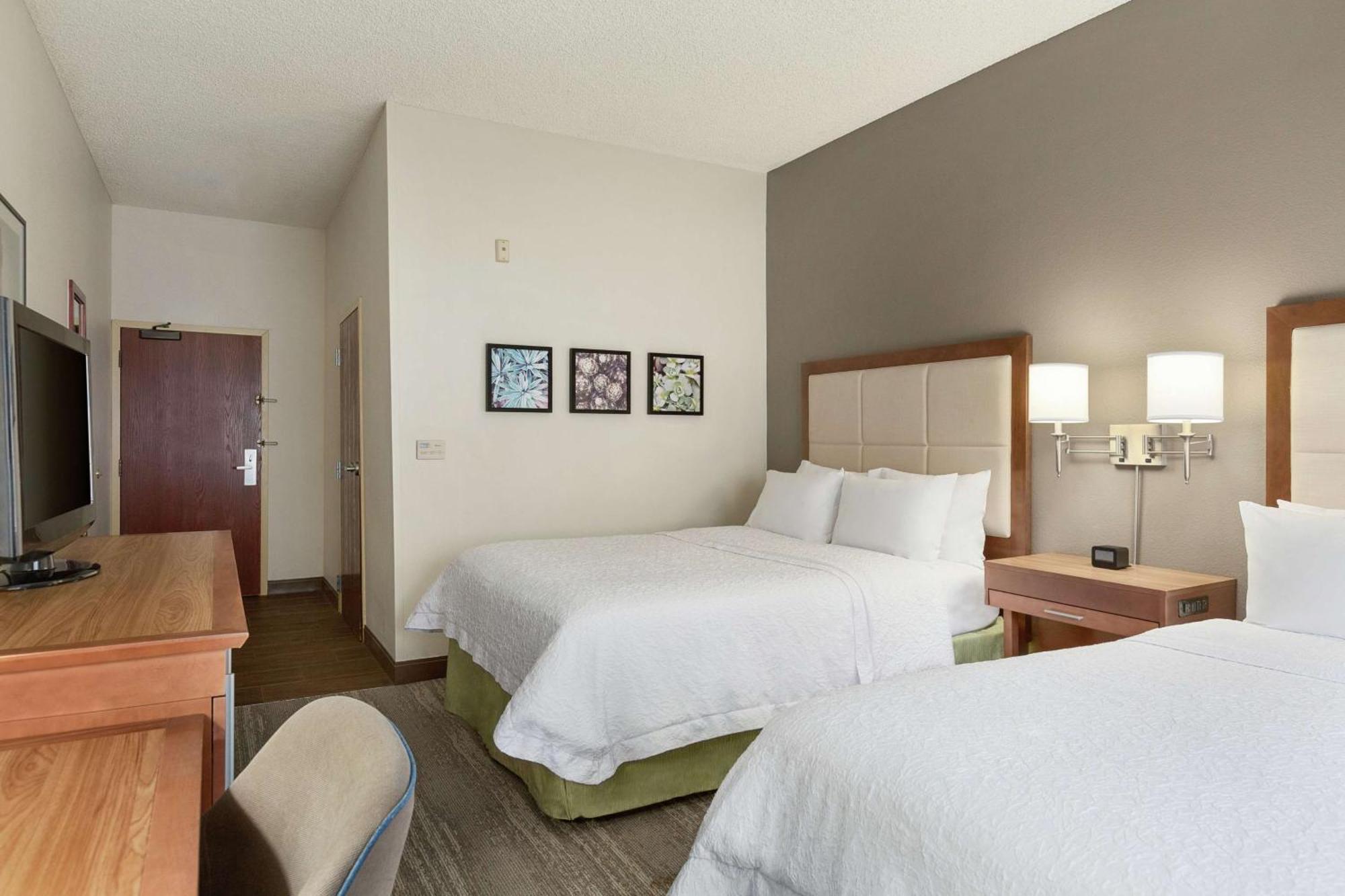 Hotel Hampton Midtown Downtown Area 3*