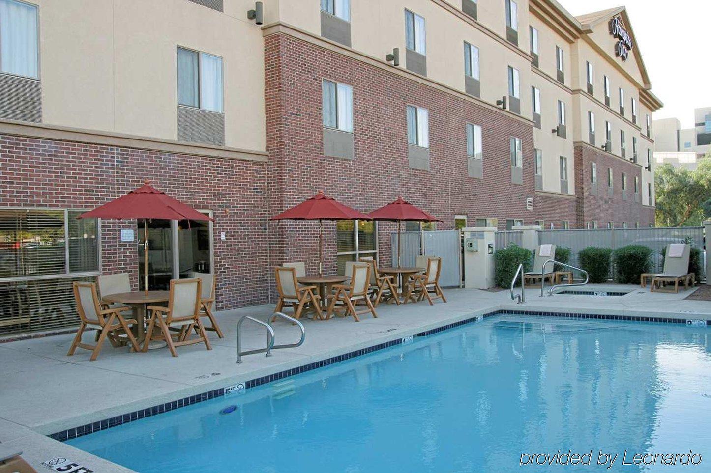 Hampton Midtown Downtown Area Hotel