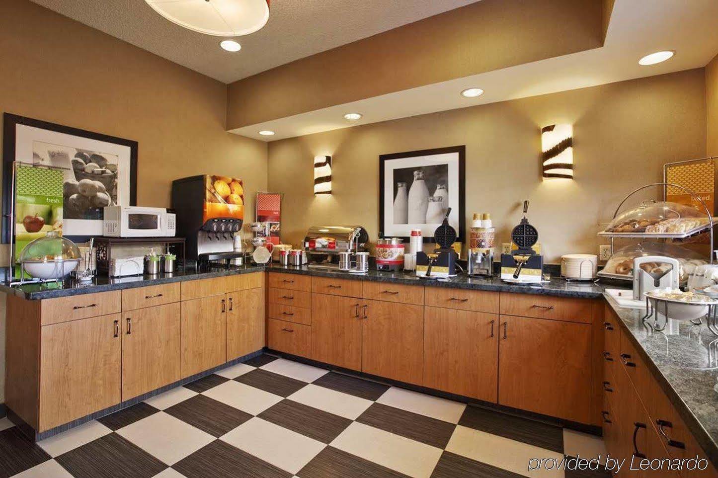 Hotel Hampton Midtown Downtown Area 3*