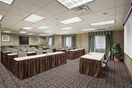 Hampton Midtown Downtown Area Hotel 3*